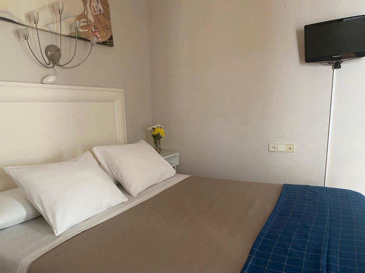 Hostal Moscatel Μάλαγα Εξωτερικό φωτογραφία